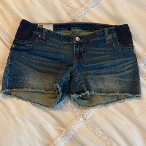 EUC under belly, side panel maternity shorts